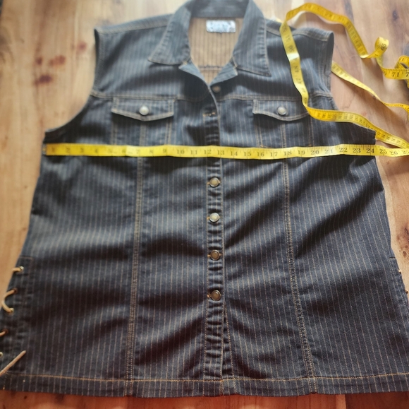 Juste pour moi black striped sleeveless jeans vest, plus size 2X - Picture 10 of 12